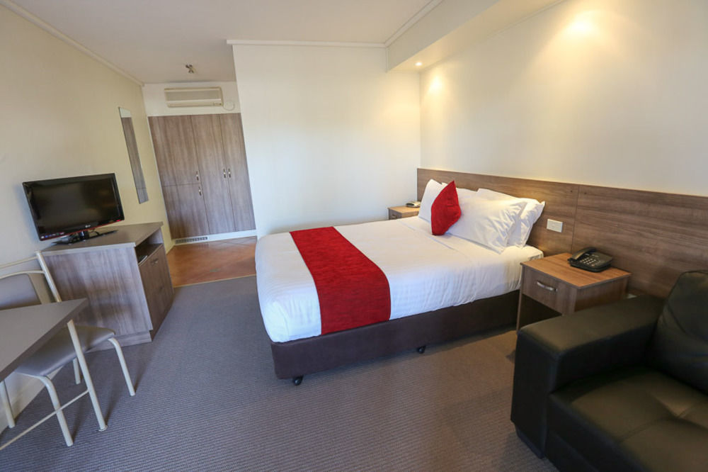 Commodore Mildura Motel Exteriör bild