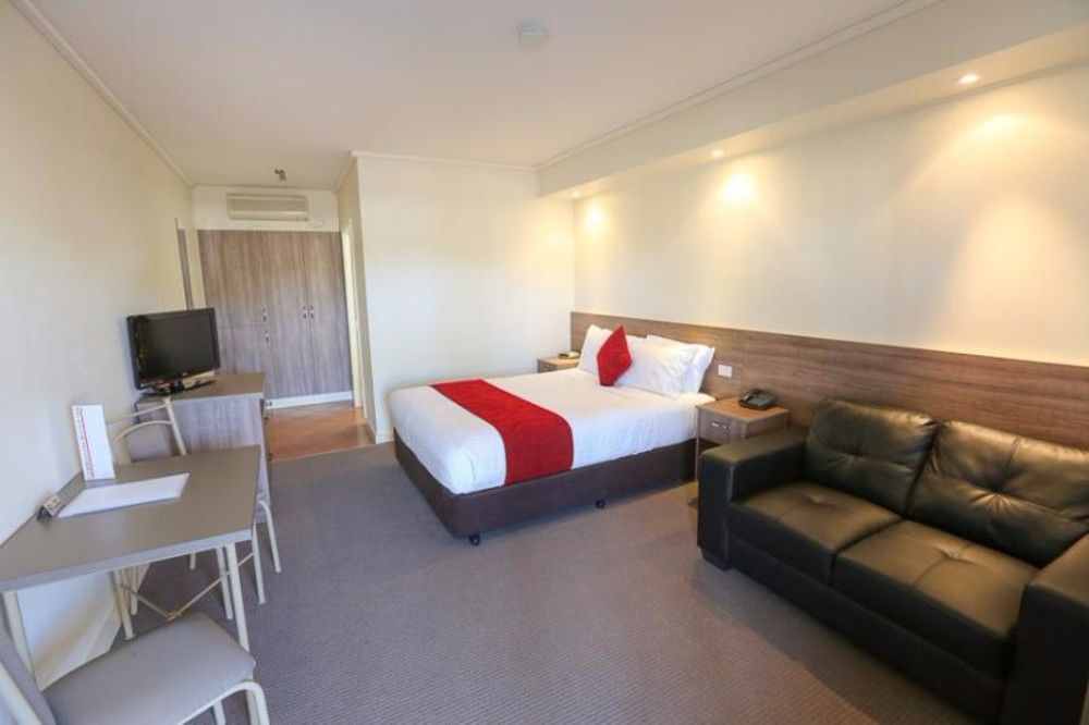 Commodore Mildura Motel Exteriör bild
